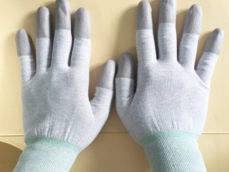 Găng tay chống tĩnh điện
