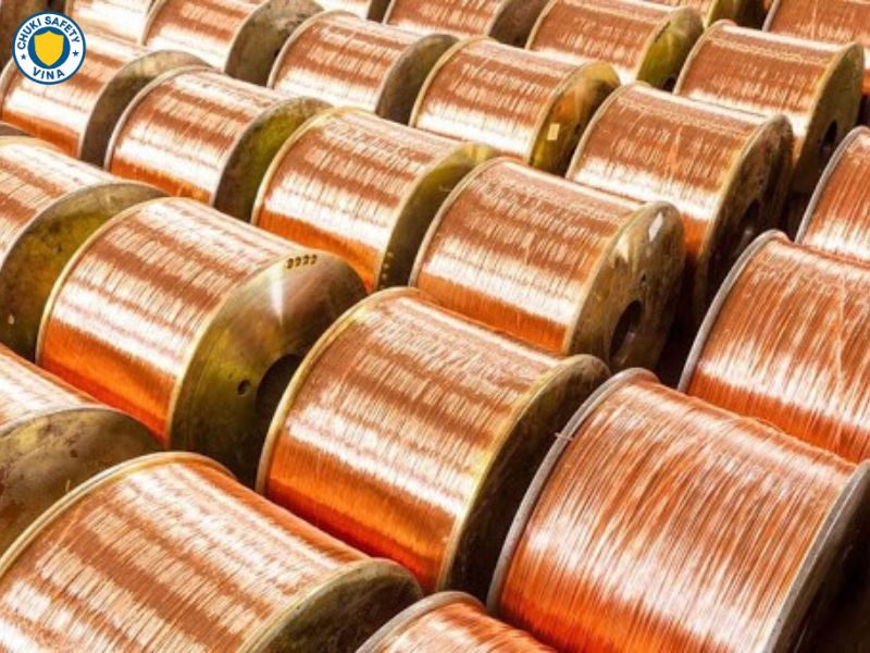 Ứng dụng thực tế của các kim loại dẫn điện